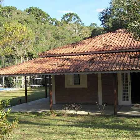Chácara Capucho & Macedo Villa Cunha Ngoại thất bức ảnh